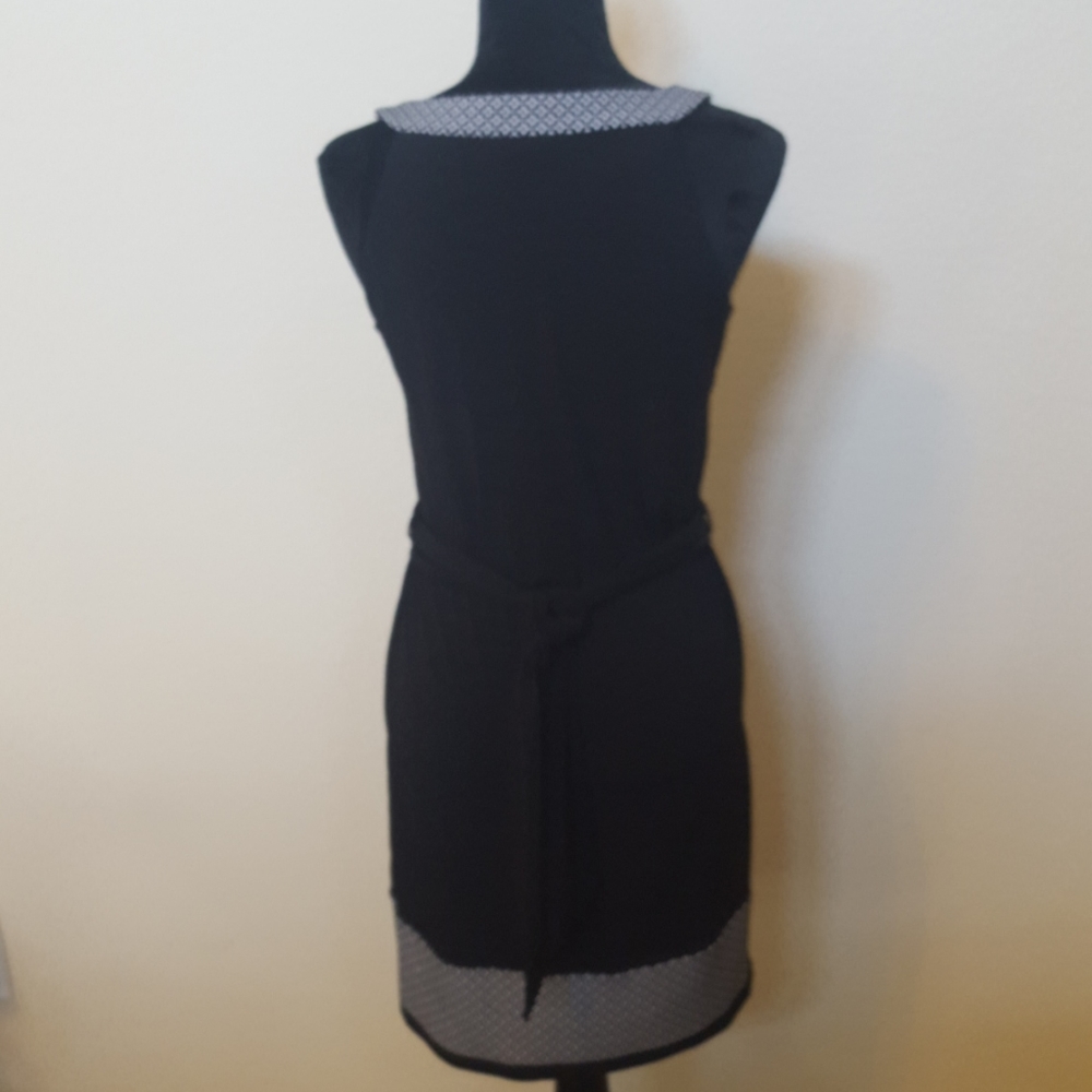 ❤HP❤NWOT WHBM Black & White Dress❤ - Picture 9 of 12